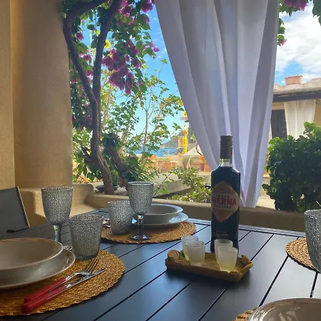 Casa Bouganville, Vista Mare! Daire *