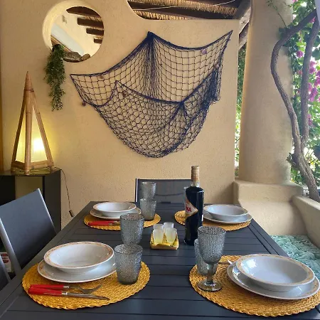 Casa Bouganville, Vista Mare! Daire *