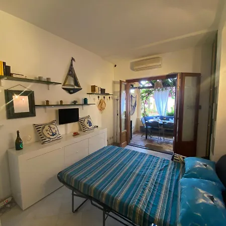 Daire Casa Bouganville, Vista Mare! Lipari (Isola Lipari)