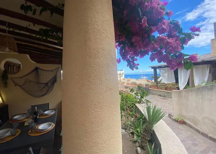 Casa Bouganville, Vista Mare! Апартаменты Липари